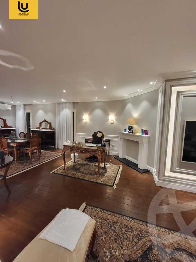 https://aqarmap.com.eg/en/listing/6135586-for-sale-cairo-new-cairo-compounds-mountain-view-hyde-park