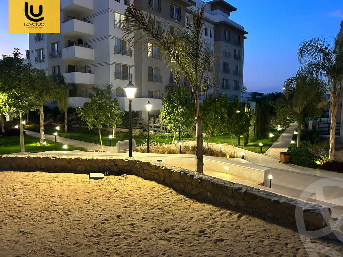 https://aqarmap.com.eg/en/listing/6137856-for-sale-cairo-new-cairo-compounds-hyde-park-park-corner-hyde-park