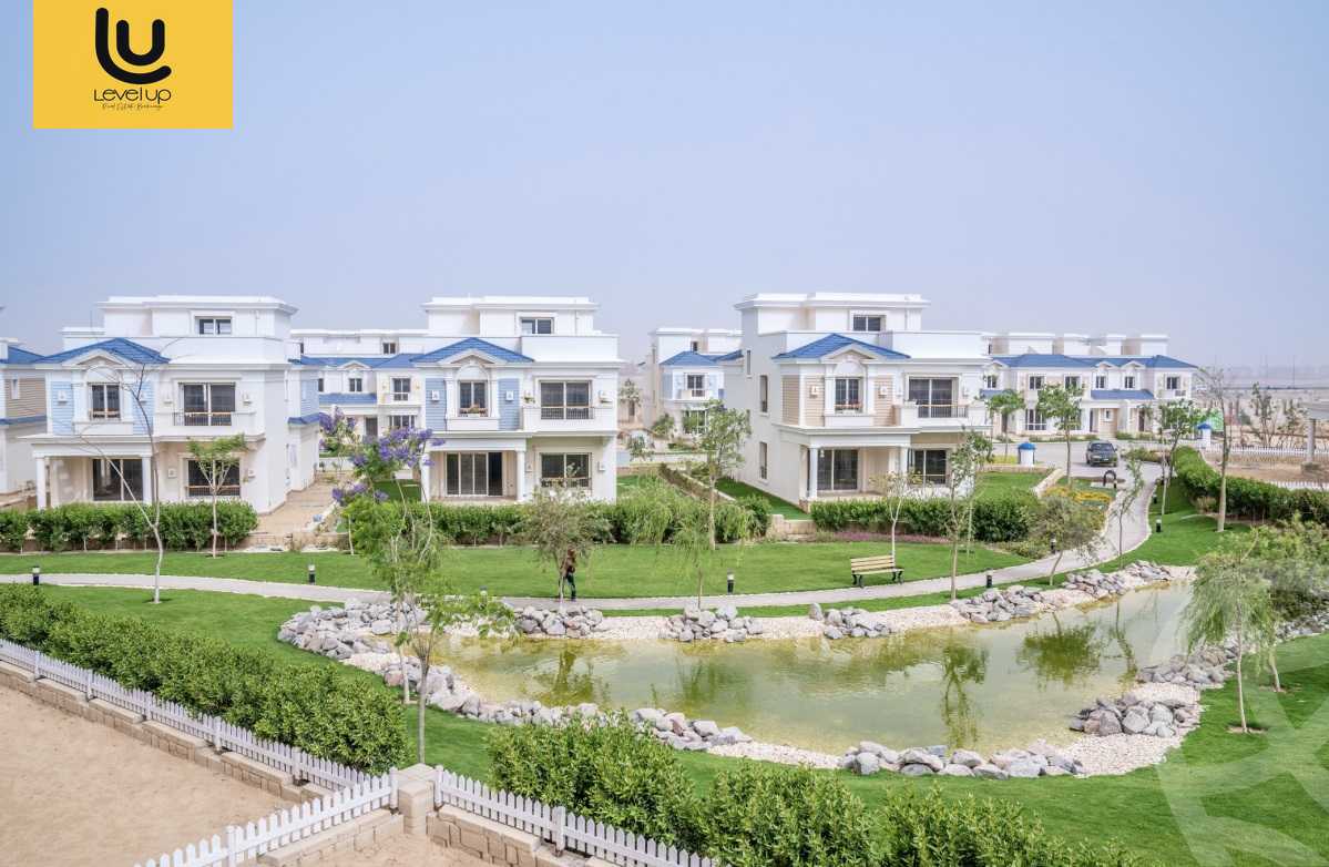 https://aqarmap.com.eg/ar/listing/6138469-for-sale-cairo-new-cairo-compounds-mountain-view-hyde-park