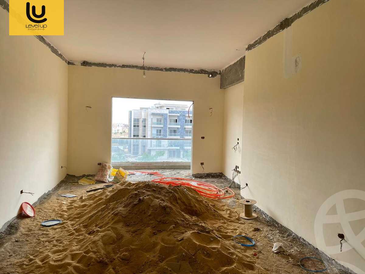 https://aqarmap.com.eg/ar/listing/6152674-for-sale-cairo-new-cairo-compounds-moon-valley