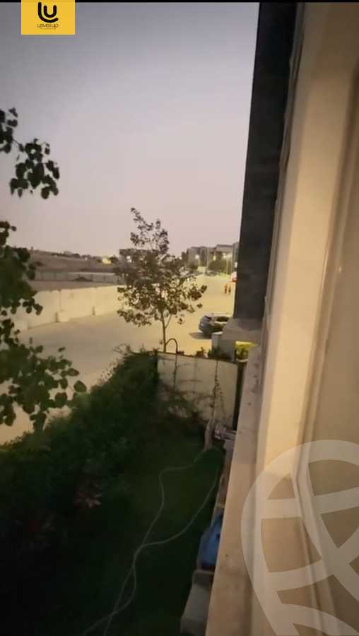 https://aqarmap.com.eg/en/listing/6153861-for-sale-cairo-new-cairo-compounds-moon-valley-2