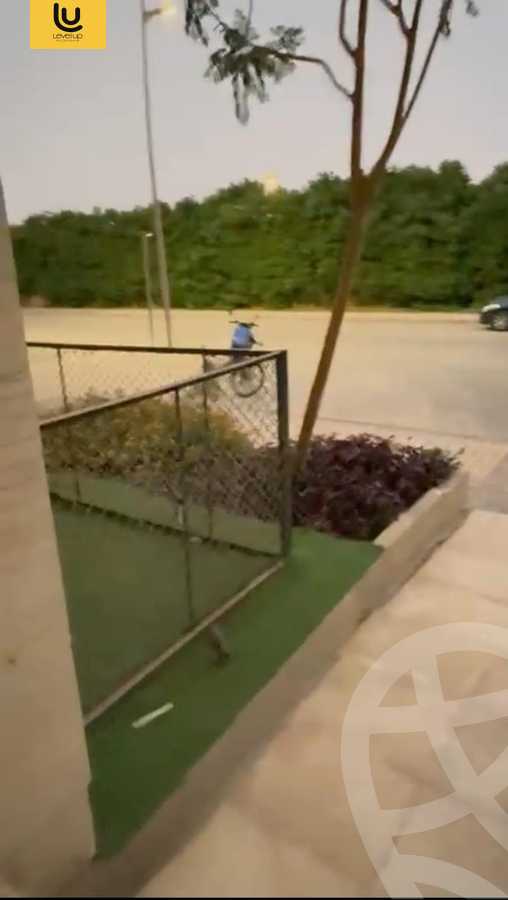https://aqarmap.com.eg/en/listing/6153861-for-sale-cairo-new-cairo-compounds-moon-valley-2