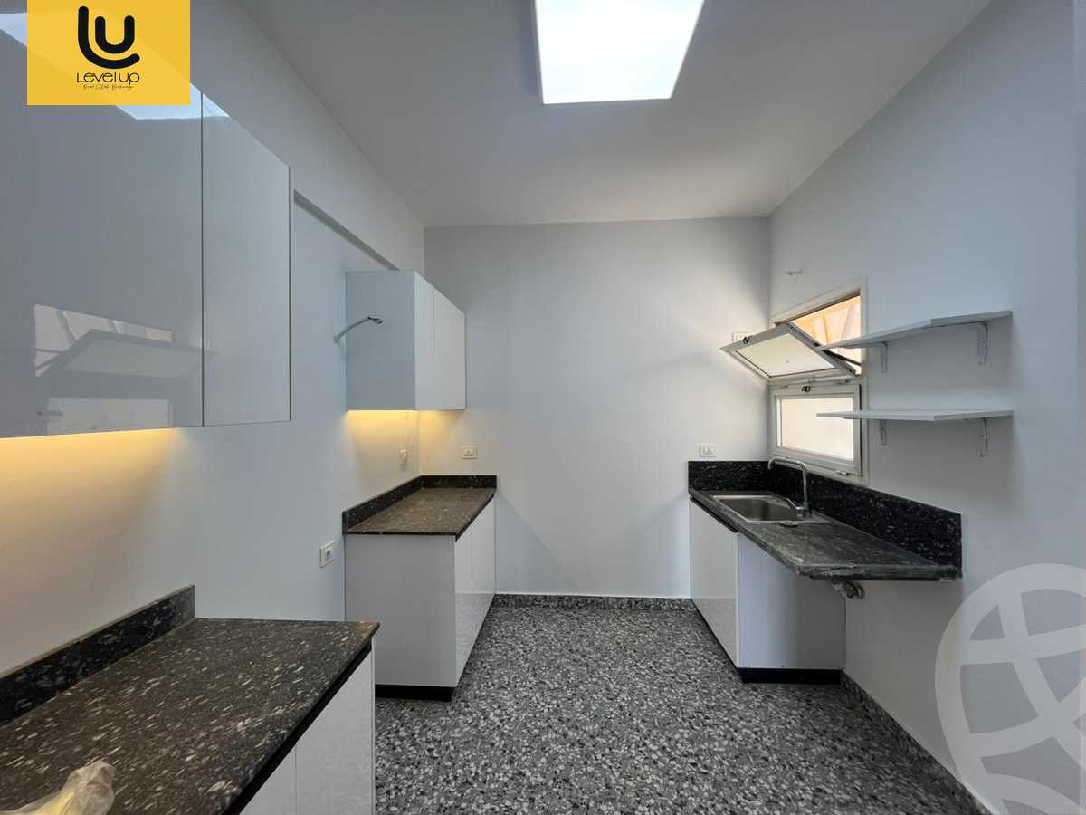 https://aqarmap.com.eg/ar/listing/6178163-for-rent-cairo-new-cairo-compounds-hyde-park-centre-ville-hyde-park