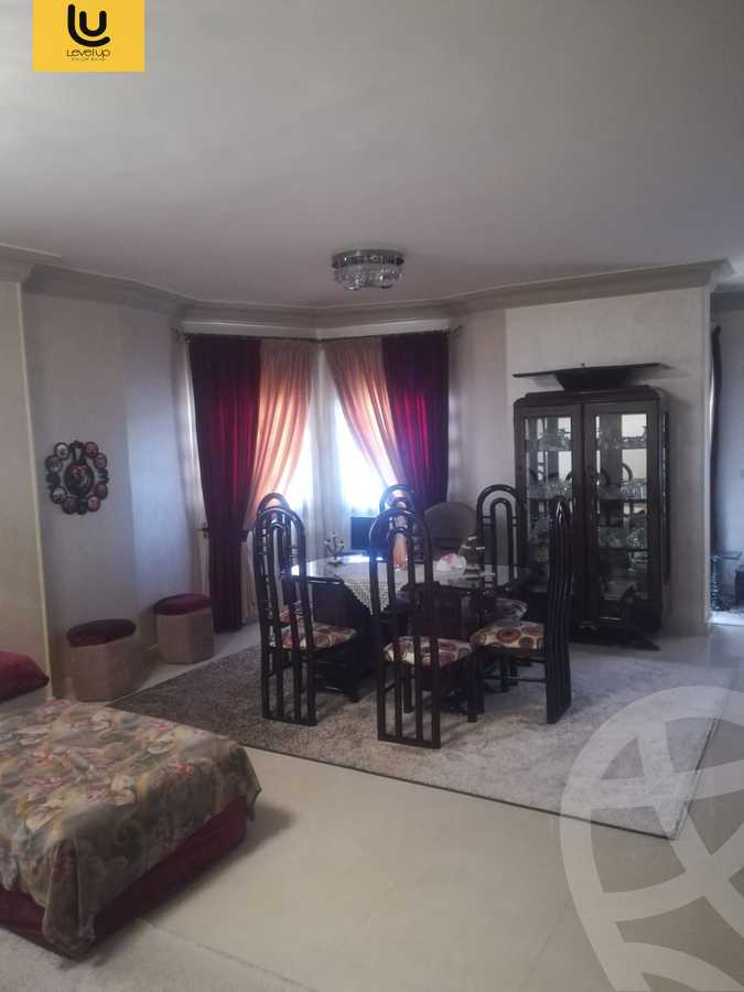 https://aqarmap.com.eg/en/listing/6222721-for-sale-cairo-new-cairo-first-settlement-mhwr-mstfy-kml