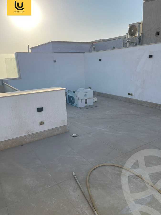 https://aqarmap.com.eg/ar/listing/6223543-for-sale-cairo-new-cairo-compounds-moon-valley-2
