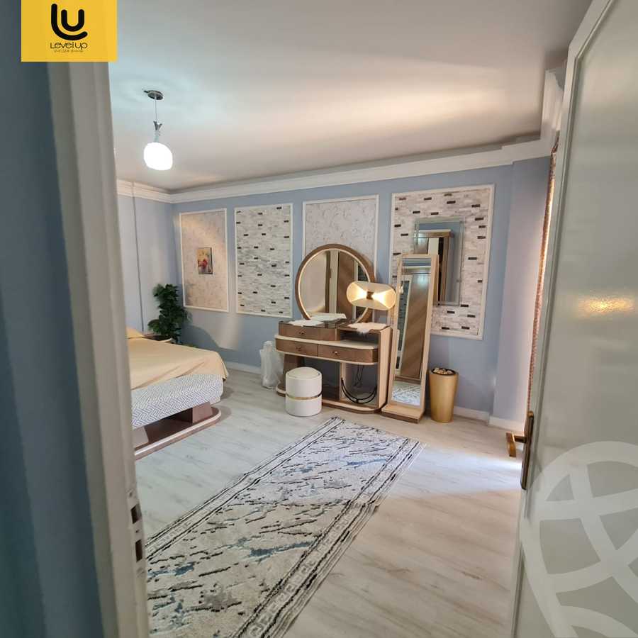 https://aqarmap.com.eg/ar/listing/6228750-for-rent-cairo-new-cairo-lrhb-city-mtdd-lrhb-doctor-ahmed-zewail-st