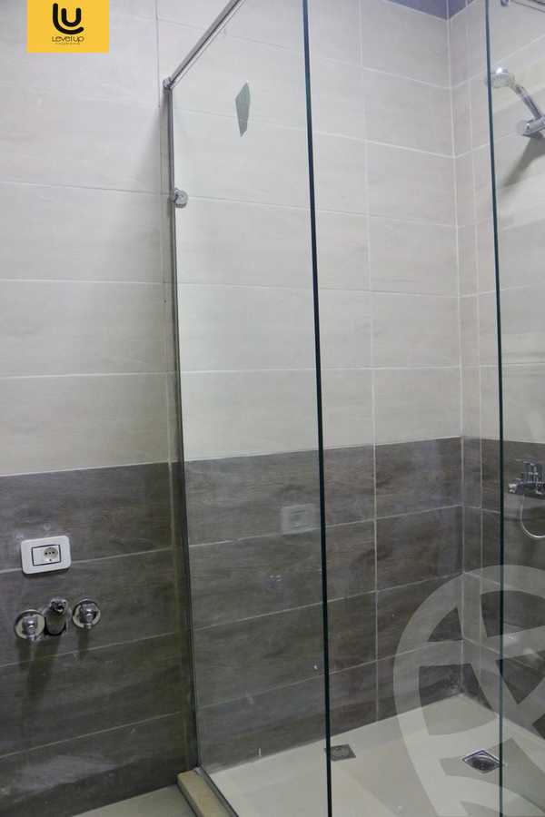 https://aqarmap.com.eg/en/listing/6257045-for-rent-cairo-new-cairo-compounds-mountain-view-hyde-park