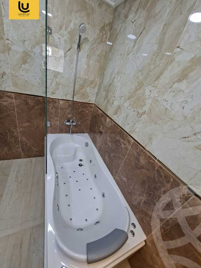 https://aqarmap.com.eg/en/listing/6257389-for-rent-cairo-new-cairo-compounds-hyde-park-cluster-1-hyde-park