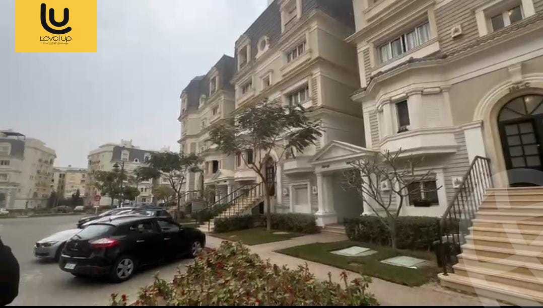 https://aqarmap.com.eg/en/listing/6259163-for-sale-cairo-new-cairo-compounds-mountain-view-hyde-park