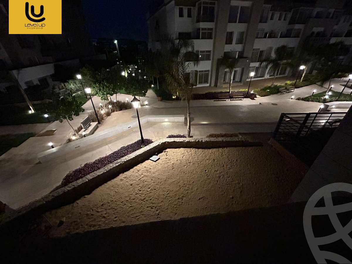https://aqarmap.com.eg/ar/listing/6259229-for-sale-cairo-new-cairo-compounds-hyde-park-park-corner-hyde-park