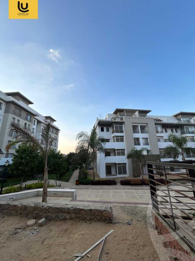 https://aqarmap.com.eg/ar/listing/6259229-for-sale-cairo-new-cairo-compounds-hyde-park-park-corner-hyde-park