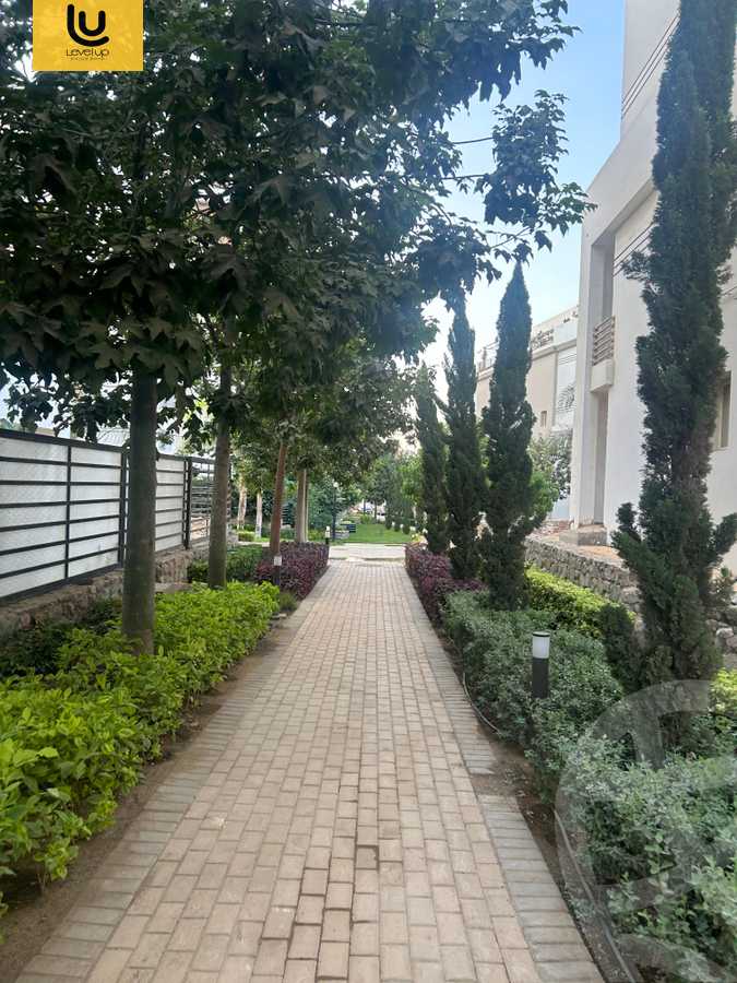 https://aqarmap.com.eg/ar/listing/6259229-for-sale-cairo-new-cairo-compounds-hyde-park-park-corner-hyde-park