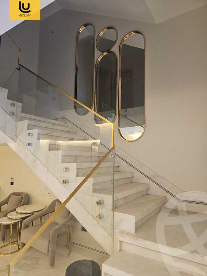 https://aqarmap.com.eg/ar/listing/6259714-for-rent-cairo-new-cairo-compounds-hyde-park-centre-ville-hyde-park