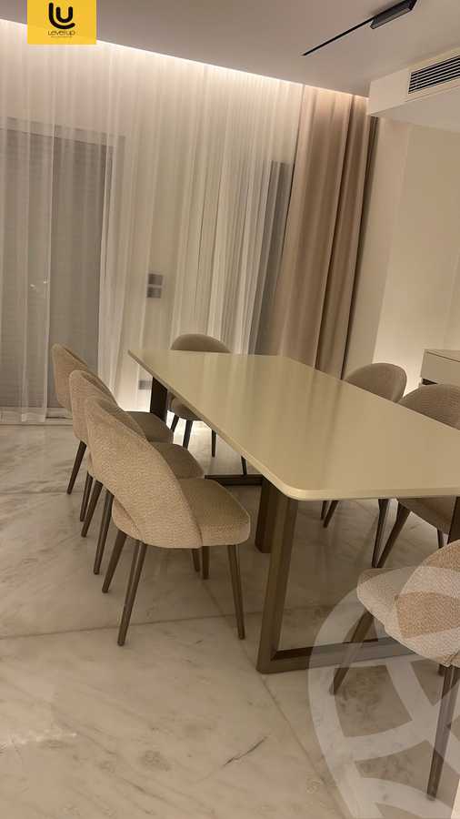 https://aqarmap.com.eg/ar/listing/6259714-for-rent-cairo-new-cairo-compounds-hyde-park-centre-ville-hyde-park
