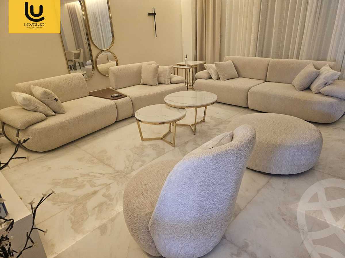 https://aqarmap.com.eg/ar/listing/6259714-for-rent-cairo-new-cairo-compounds-hyde-park-centre-ville-hyde-park