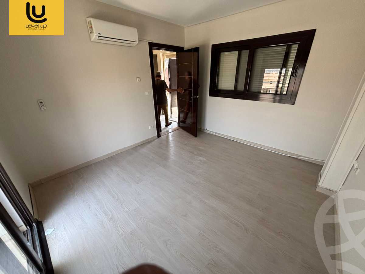https://aqarmap.com.eg/ar/listing/6265962-for-rent-cairo-new-cairo-compounds-hyde-park-cluster-1-hyde-park