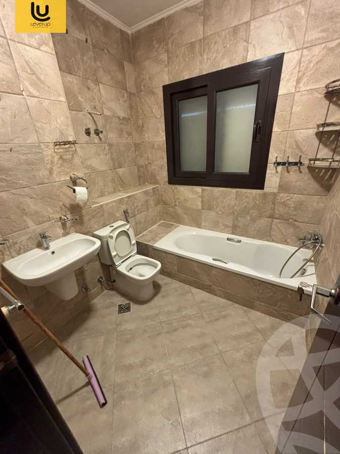 https://aqarmap.com.eg/ar/listing/6265962-for-rent-cairo-new-cairo-compounds-hyde-park-cluster-1-hyde-park
