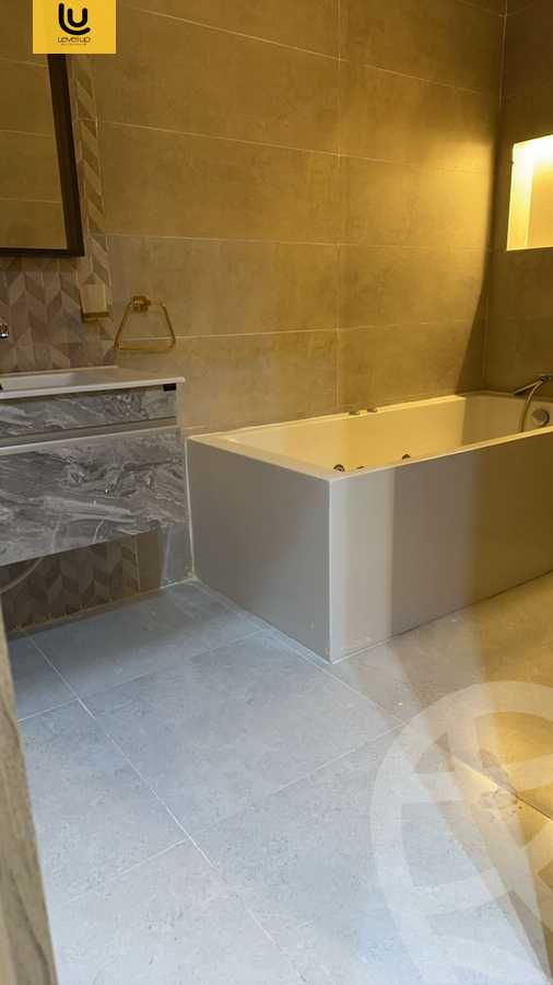 https://aqarmap.com.eg/ar/listing/6271759-for-rent-cairo-new-cairo-compounds-hyde-park-park-corner-hyde-park