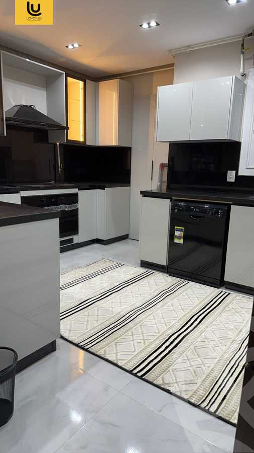 https://aqarmap.com.eg/ar/listing/6271759-for-rent-cairo-new-cairo-compounds-hyde-park-park-corner-hyde-park