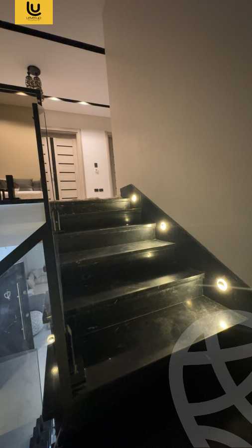 https://aqarmap.com.eg/ar/listing/6272600-for-rent-cairo-new-cairo-compounds-hyde-park-centre-ville-hyde-park