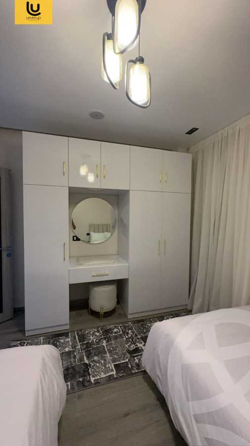 https://aqarmap.com.eg/ar/listing/6272600-for-rent-cairo-new-cairo-compounds-hyde-park-centre-ville-hyde-park