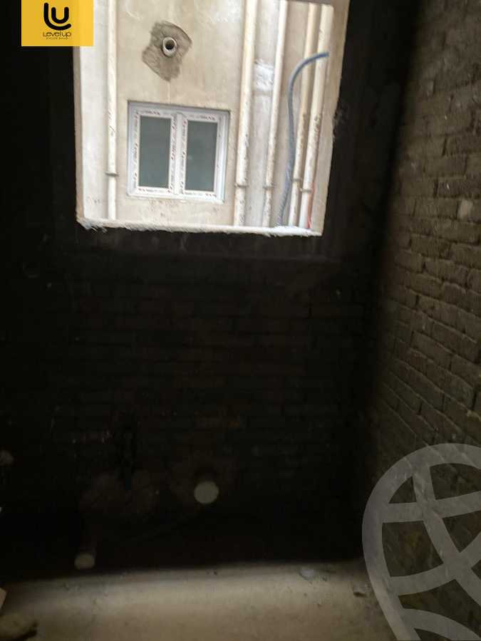 https://aqarmap.com.eg/ar/listing/6272664-for-sale-cairo-new-cairo-compounds-mountain-view-hyde-park