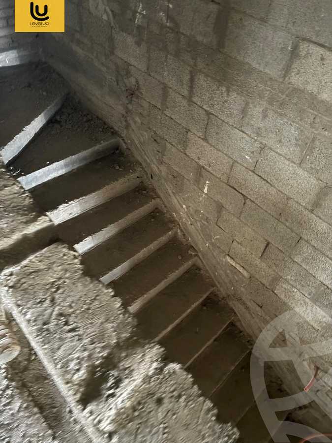 https://aqarmap.com.eg/ar/listing/6272664-for-sale-cairo-new-cairo-compounds-mountain-view-hyde-park