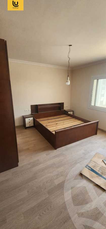 https://aqarmap.com.eg/en/listing/6277427-for-sale-cairo-new-cairo-compounds-hyde-park-centre-ville-hyde-park