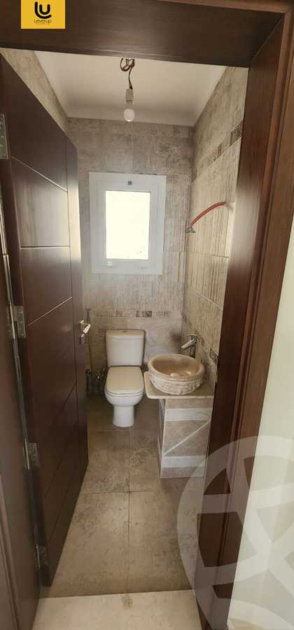 https://aqarmap.com.eg/en/listing/6277427-for-sale-cairo-new-cairo-compounds-hyde-park-centre-ville-hyde-park
