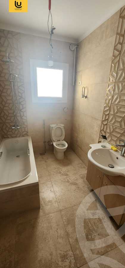 https://aqarmap.com.eg/en/listing/6277427-for-sale-cairo-new-cairo-compounds-hyde-park-centre-ville-hyde-park