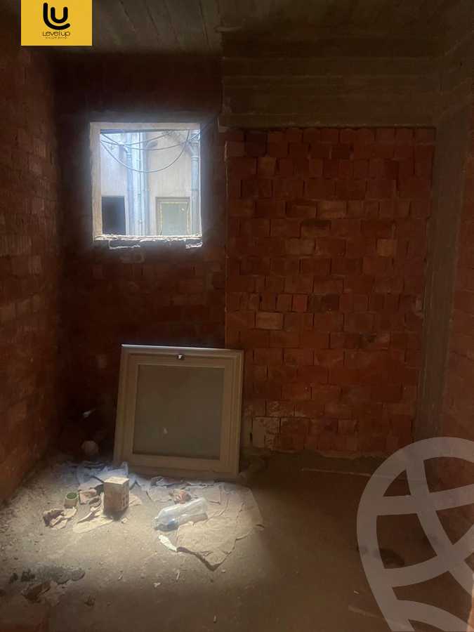 https://aqarmap.com.eg/ar/listing/6277746-for-sale-cairo-new-cairo-compounds-moon-valley-2