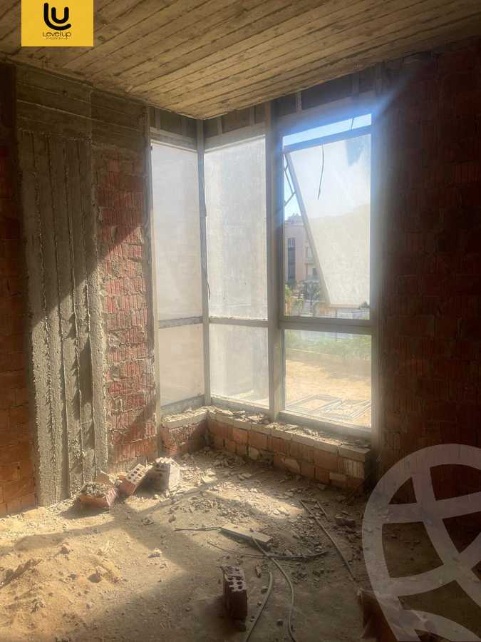 https://aqarmap.com.eg/ar/listing/6277746-for-sale-cairo-new-cairo-compounds-moon-valley-2