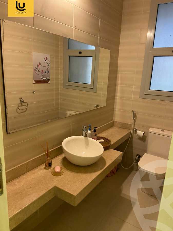 https://aqarmap.com.eg/ar/listing/6285019-for-rent-cairo-new-cairo-compounds-kmbwnd-fyldj-jyt-blm-hylz