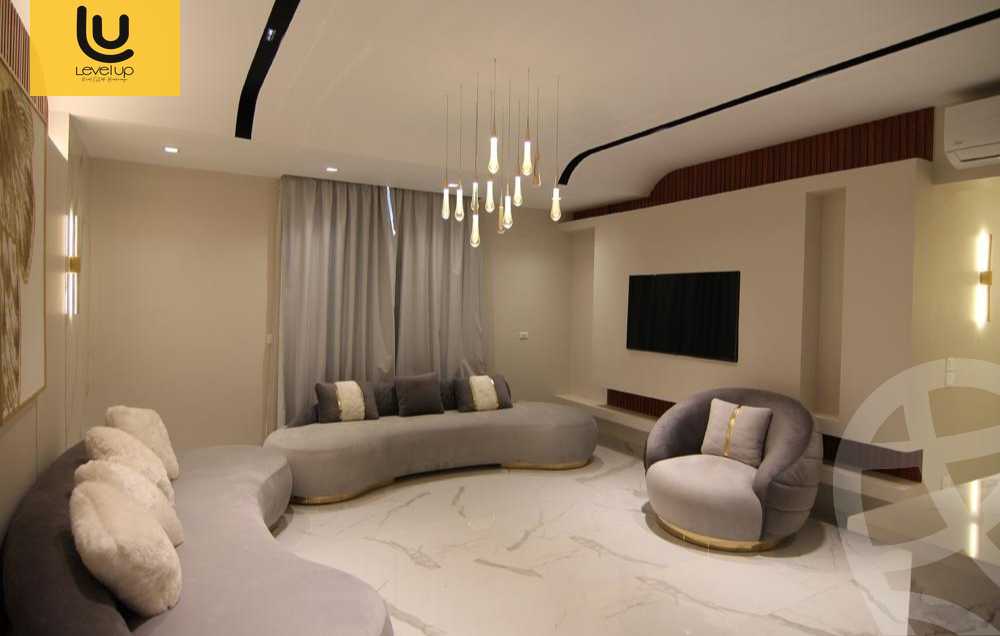 https://aqarmap.com.eg/en/listing/6313117-for-sale-cairo-new-cairo-compounds-hyde-park-centre-ville-hyde-park