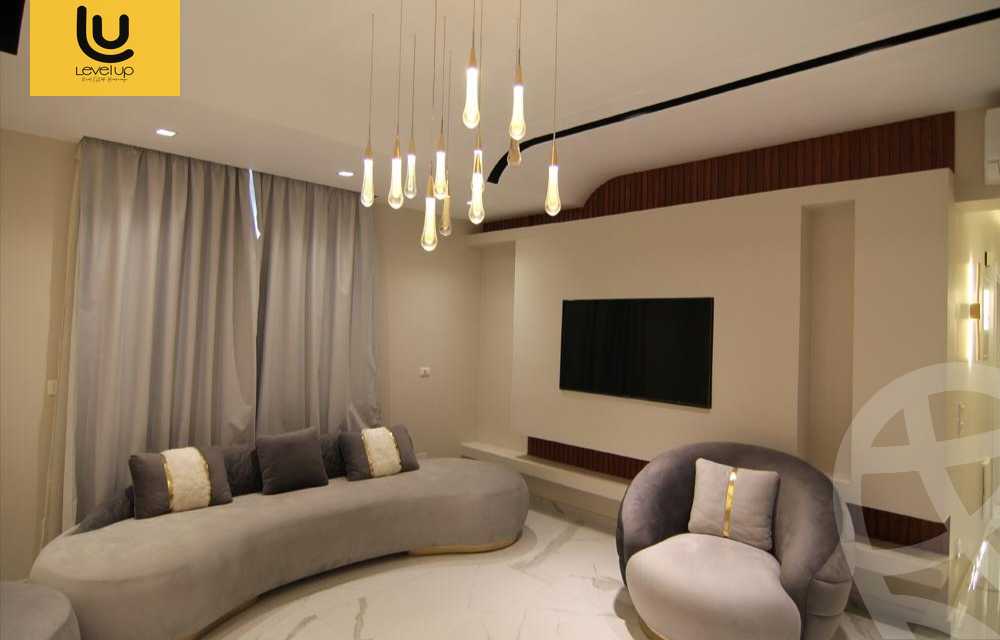 https://aqarmap.com.eg/en/listing/6313117-for-sale-cairo-new-cairo-compounds-hyde-park-centre-ville-hyde-park