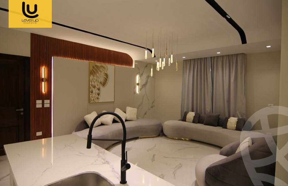 https://aqarmap.com.eg/en/listing/6313117-for-sale-cairo-new-cairo-compounds-hyde-park-centre-ville-hyde-park