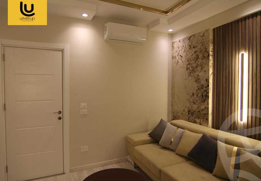 https://aqarmap.com.eg/en/listing/6313117-for-sale-cairo-new-cairo-compounds-hyde-park-centre-ville-hyde-park
