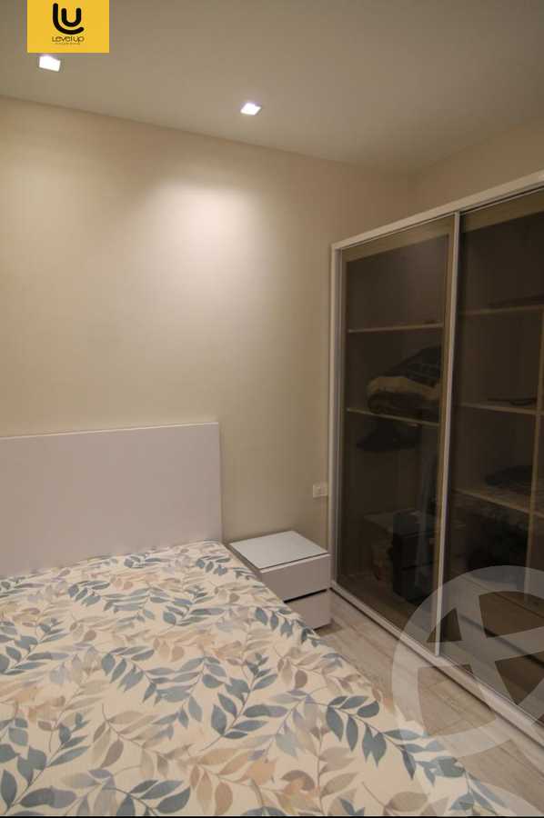 https://aqarmap.com.eg/en/listing/6313117-for-sale-cairo-new-cairo-compounds-hyde-park-centre-ville-hyde-park