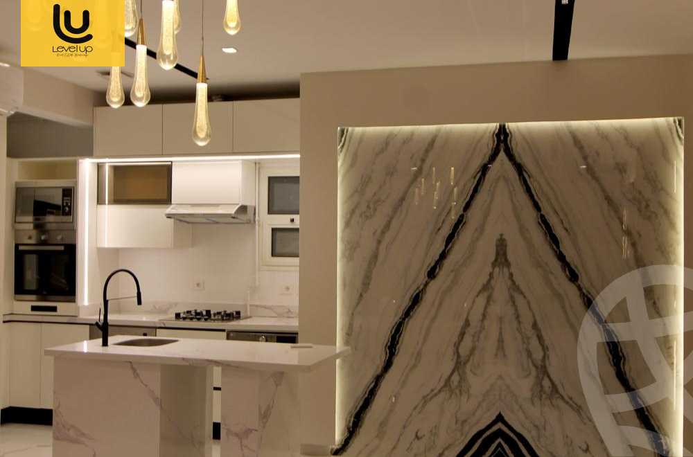 https://aqarmap.com.eg/en/listing/6313117-for-sale-cairo-new-cairo-compounds-hyde-park-centre-ville-hyde-park