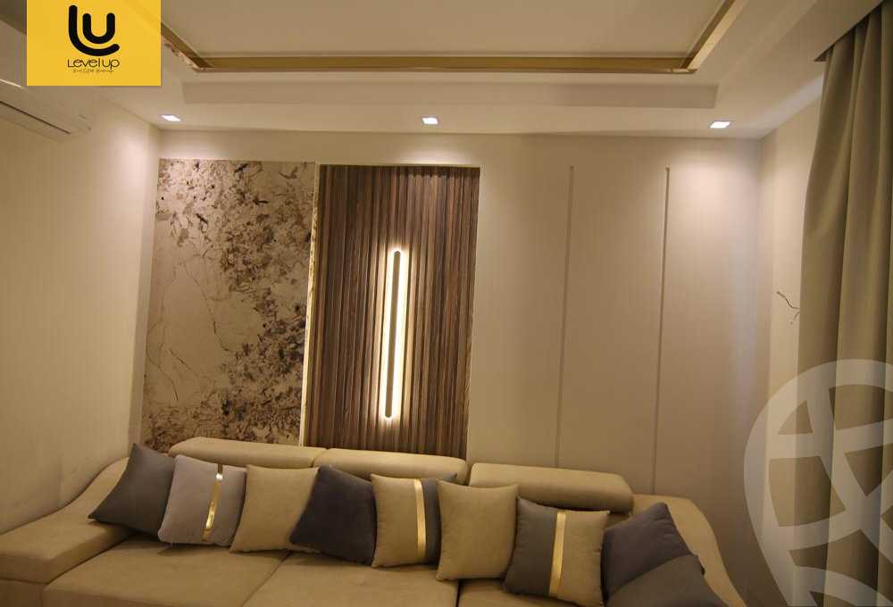 https://aqarmap.com.eg/en/listing/6313117-for-sale-cairo-new-cairo-compounds-hyde-park-centre-ville-hyde-park