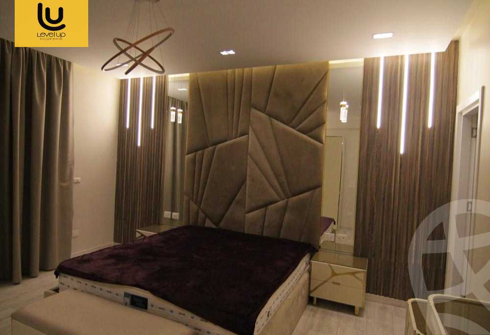 https://aqarmap.com.eg/en/listing/6313117-for-sale-cairo-new-cairo-compounds-hyde-park-centre-ville-hyde-park