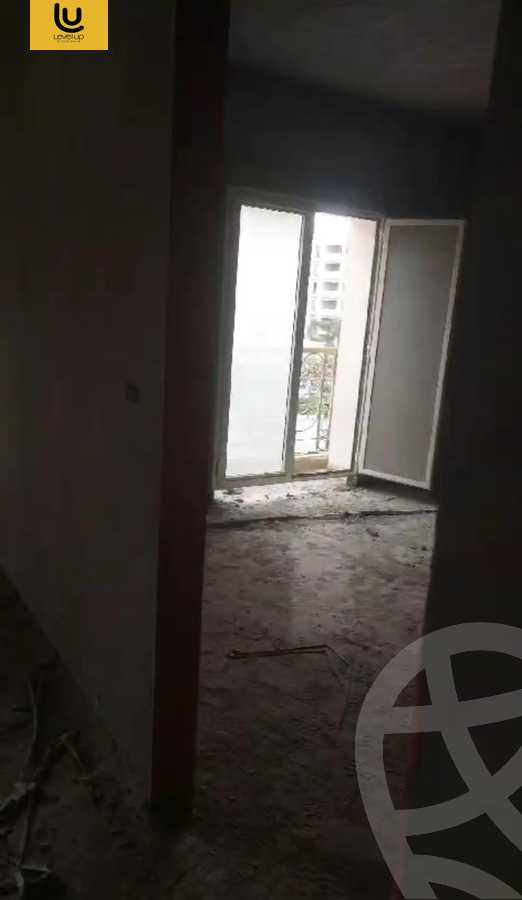 https://aqarmap.com.eg/en/listing/6313768-for-sale-cairo-new-cairo-compounds-hyde-park-centre-ville-hyde-park