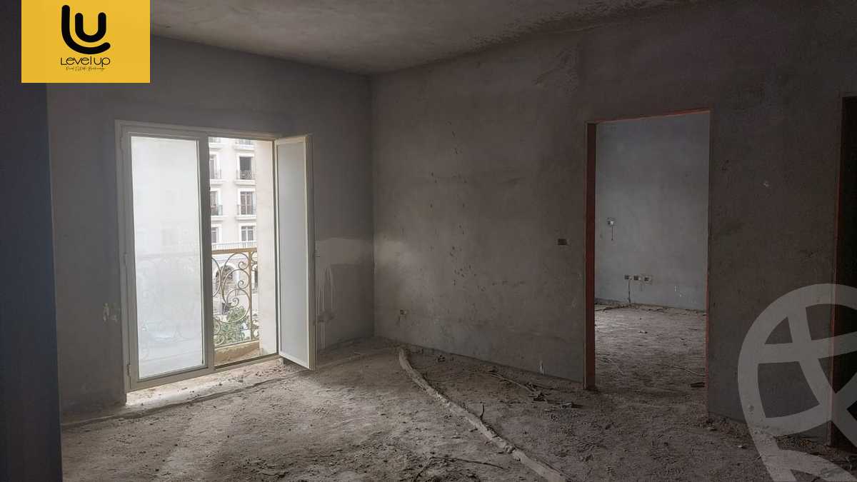 https://aqarmap.com.eg/en/listing/6313768-for-sale-cairo-new-cairo-compounds-hyde-park-centre-ville-hyde-park