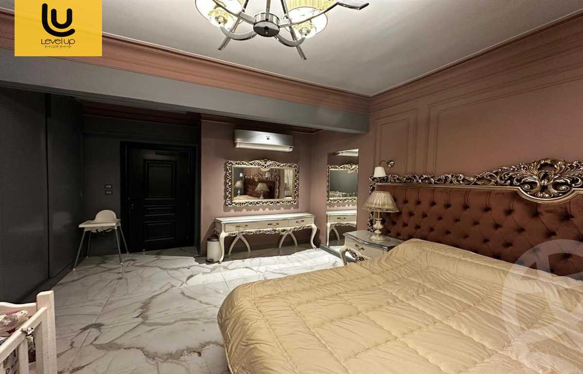 https://aqarmap.com.eg/en/listing/6325502-for-sale-cairo-new-cairo-compounds-mountain-view-hyde-park