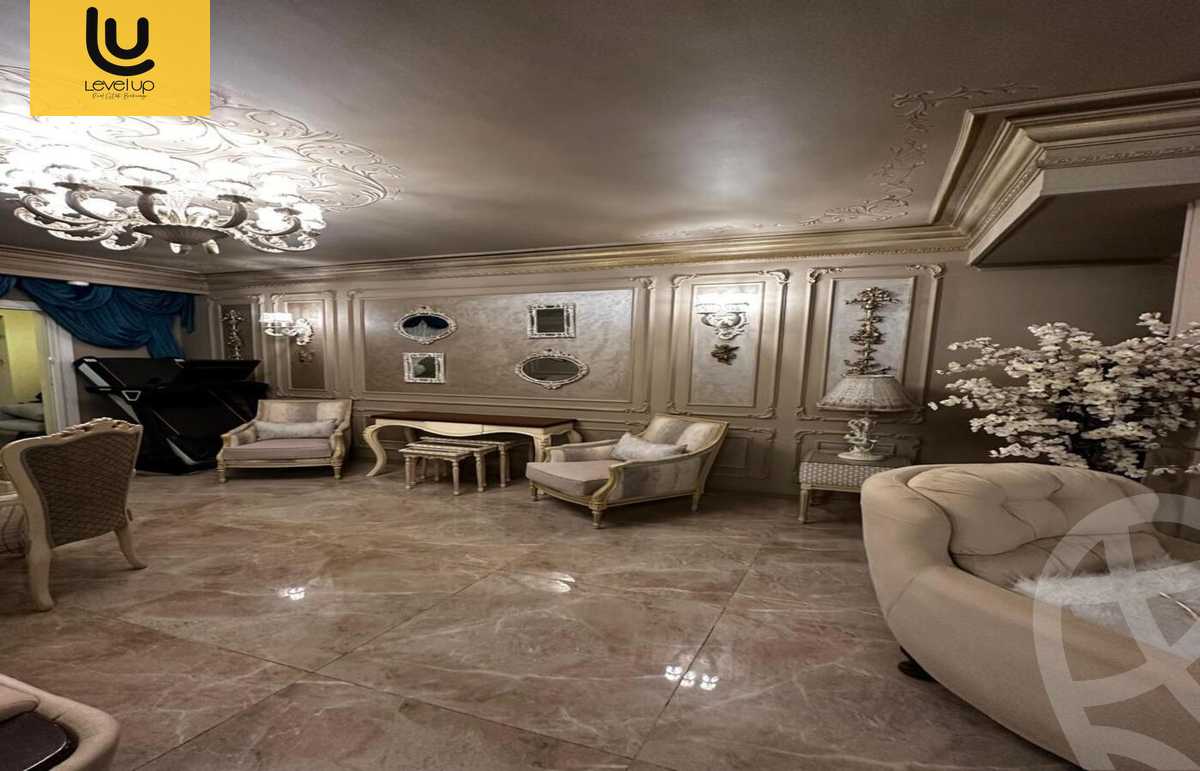 https://aqarmap.com.eg/en/listing/6325502-for-sale-cairo-new-cairo-compounds-mountain-view-hyde-park