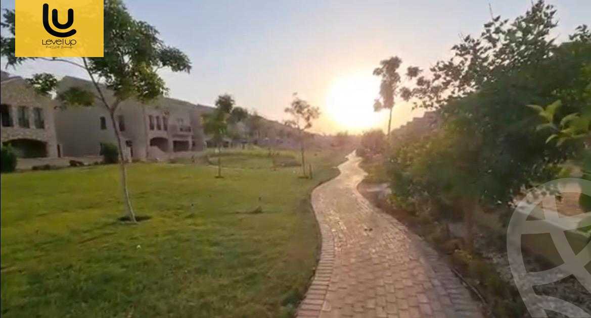 https://aqarmap.com.eg/en/listing/6359340-for-sale-cairo-new-cairo-lmstqbl-syty-compounds-green-square