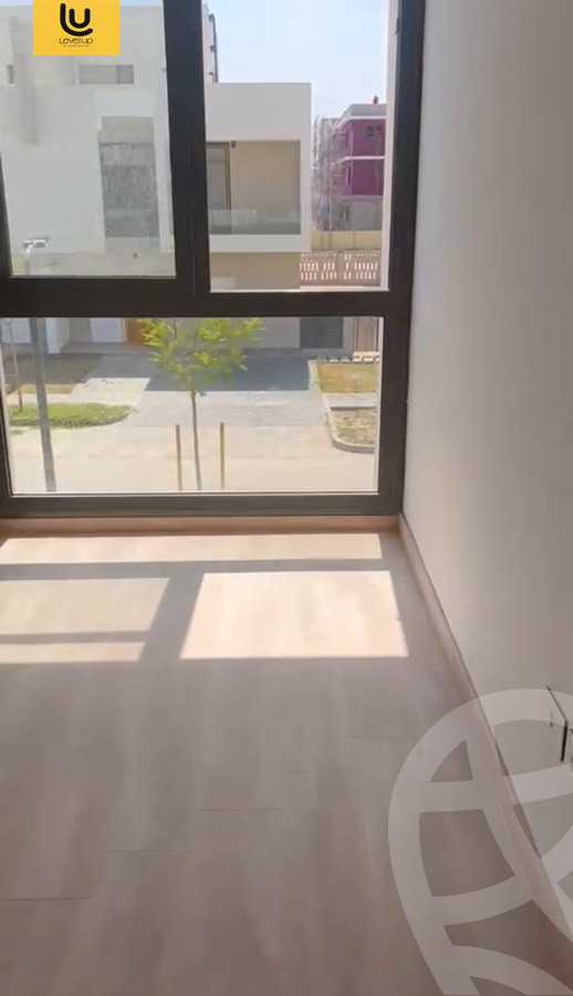 https://aqarmap.com.eg/en/listing/6359377-for-sale-cairo-el-shorouk-compounds-al-burouj-compound-imkan
