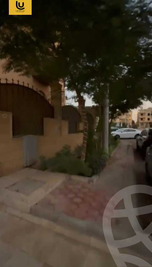 https://aqarmap.com.eg/ar/listing/6359944-for-sale-cairo-new-cairo-first-settlement-neighbourhood-9-el-shaheed-mohammed-makkawi-st