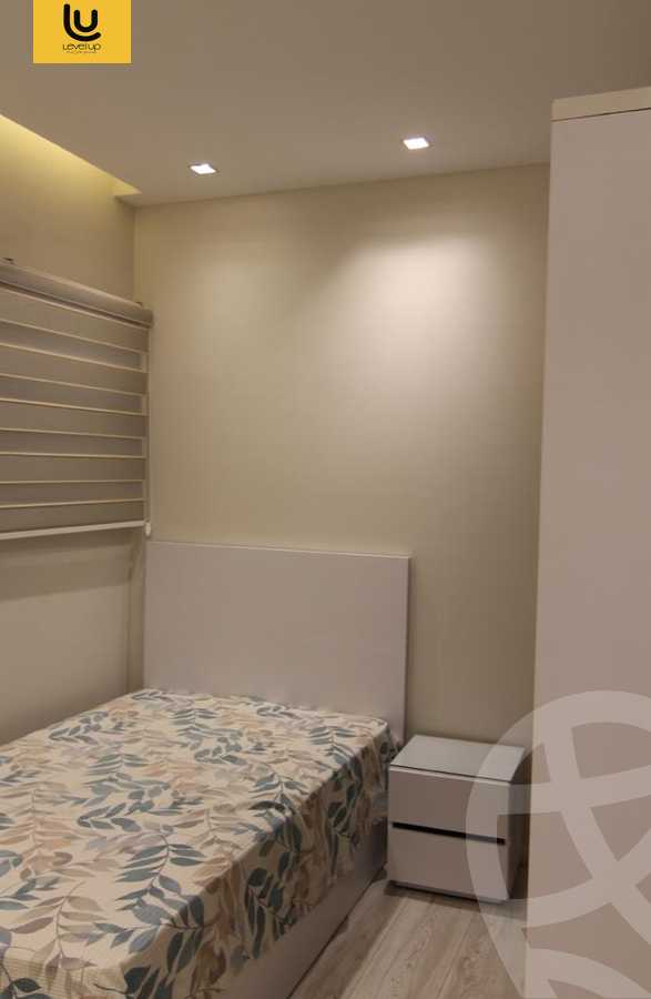 https://aqarmap.com.eg/en/listing/6376473-for-sale-cairo-new-cairo-compounds-hyde-park-park-corner-hyde-park