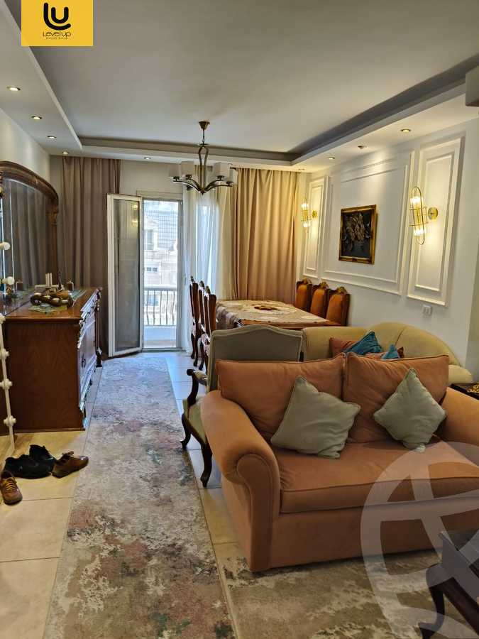 https://aqarmap.com.eg/ar/listing/6418576-for-sale-cairo-new-cairo-compounds-mountain-view-hyde-park